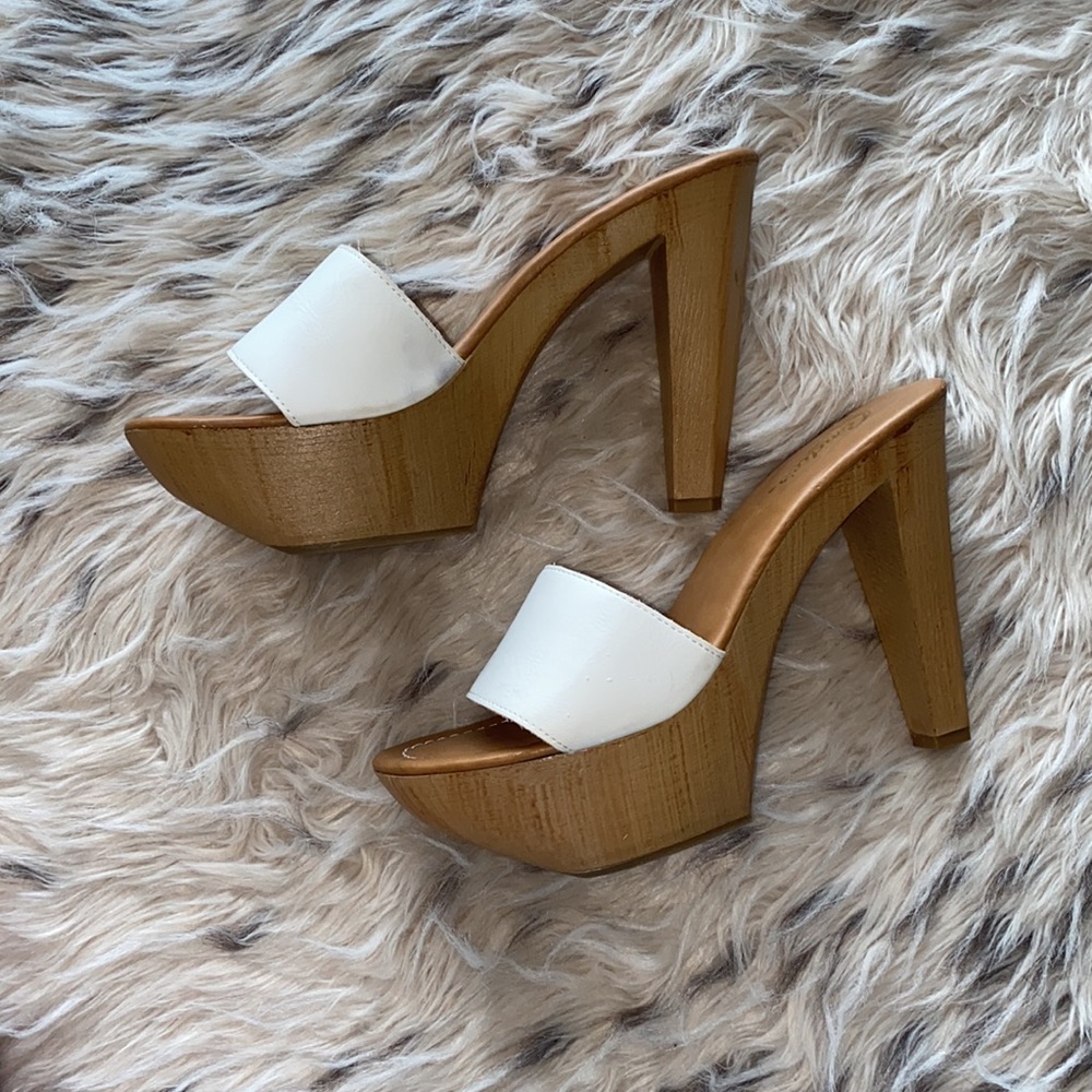 Cute summer heel!